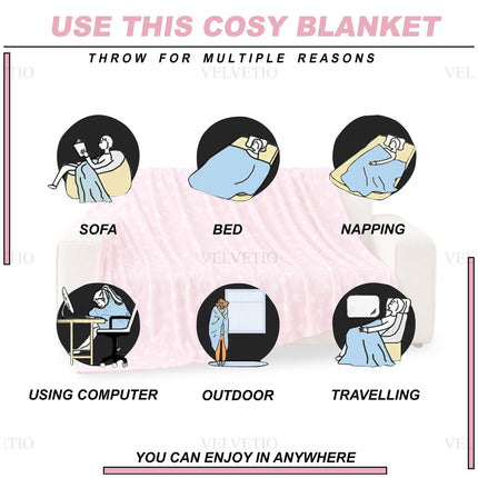 Charming Heart Pattern Cosy Blanket – Comfortable home throw featuring an eye-catching hearts design, perfect for creating a warm and inviting setting while providing a soft layer of comfort for everyday relaxation.