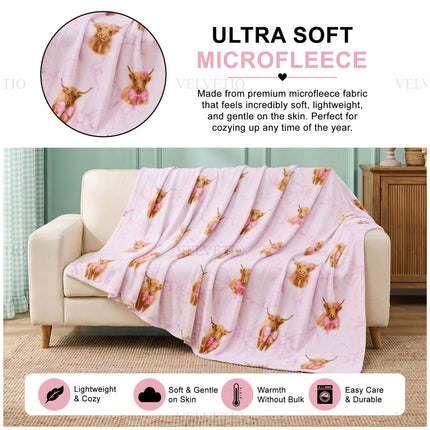 Fluffy Highland Cow Home Throw – Warm and comfortable decorative blanket with an adorable Highland cattle-inspired design and bow detail, ideal for draping over sofas, armchairs or beds while enhancing your home décor.