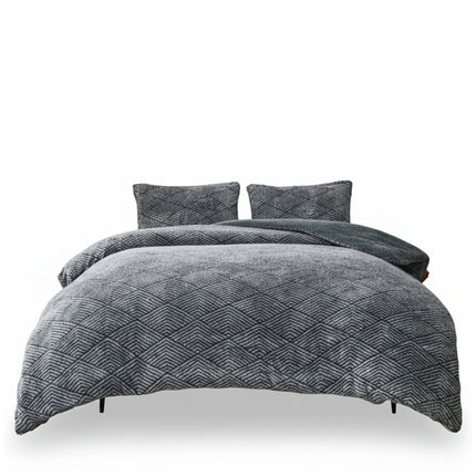 Made from high-quality polyester, this duvet set is incredibly soft and smooth, offering a gentle touch against your skin. Its durable construction ensures long-lasting comfort and reliability, making it perfect for everyday use.