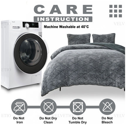 This duvet set is machine washable, dries quickly, and requires minimal effort to maintain. The hassle-free cleaning makes it ideal for busy households, kids’ rooms, and everyday use.