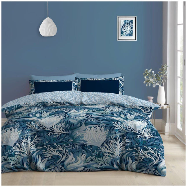 Transform your bedroom with the Melia Complete Duvet Set a harmonious blend of style, practicality, and indulgent comfort. This 4 piece ensemble is thoughtfully designed to elevate your sleep experience while adding a contemporary flair to your bedroom décor.
