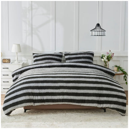 Crafted from high-quality polyester, this duvet set offers a soft, smooth, and durable fabric that feels gentle against the skin while withstanding everyday use. It keeps its shape and comfort even after multiple washes.