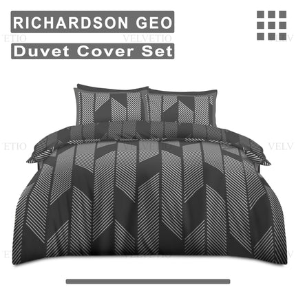Elegant geometric duvet cover set made with soft, comfortable, and durable fabric.
Available in single, double, and king size options.