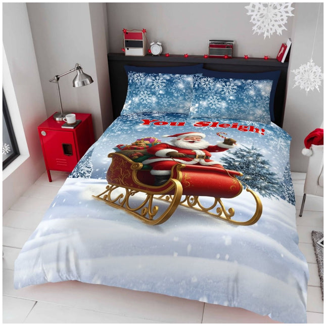 Made from 100% polyester microfiber, the duvet cover and pillowcase offer a soft, smooth texture that feels gentle against the skin. It’s warm enough for chilly winter nights, yet breathable and lightweight for comfort throughout the season.